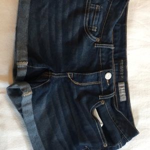 Pre-owned Aeropostale MIDI shorts Very nice pair